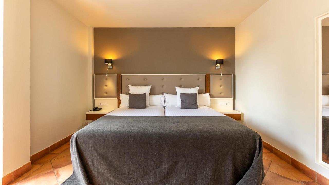 Hotel Torremirona Golf & Spa Navata Zewnętrze zdjęcie