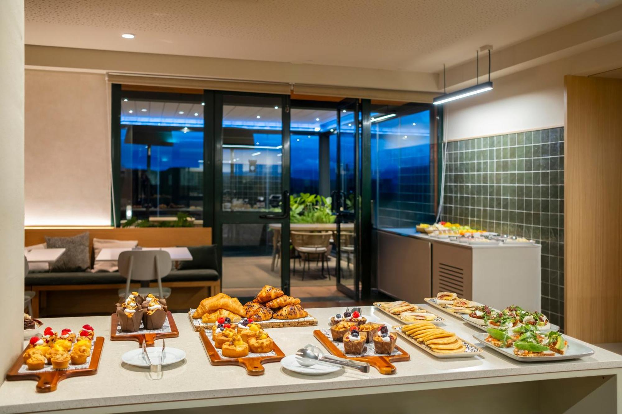 Hotel Torremirona Golf & Spa Navata Zewnętrze zdjęcie